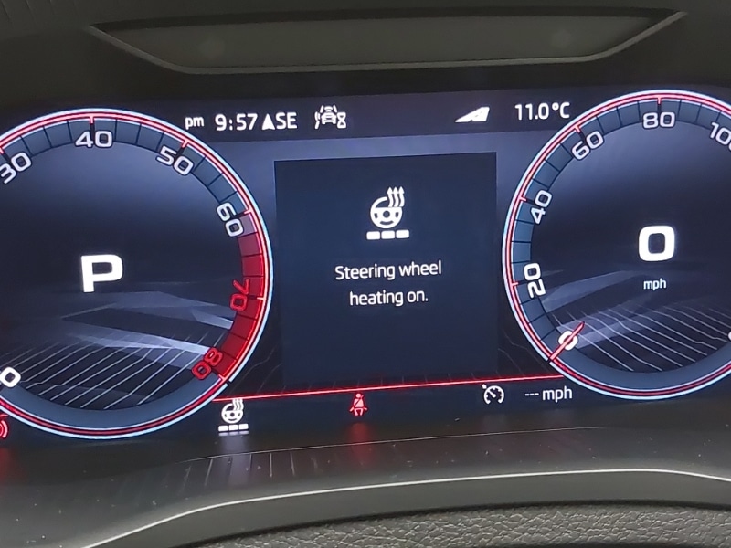 Used Skoda Karoq 2023 for sale - 77777275: Photo 16