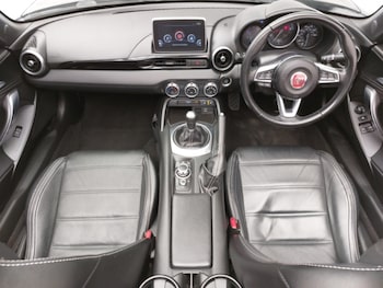 Used Fiat 124 Spider 2016 for sale - 76630667: Photo