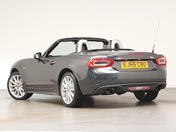 Used Fiat 124 Spider 2016 for sale - 76630667: Photo