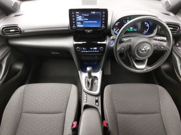 Used Toyota Yaris Cross 2021 for sale - 76321458: Photo 2