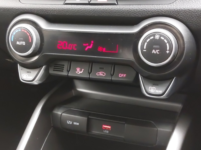 Used Kia Stonic 2024 for sale - 76145646: Photo 13