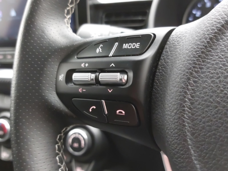Used Kia Stonic 2024 for sale - 76145646: Photo 16