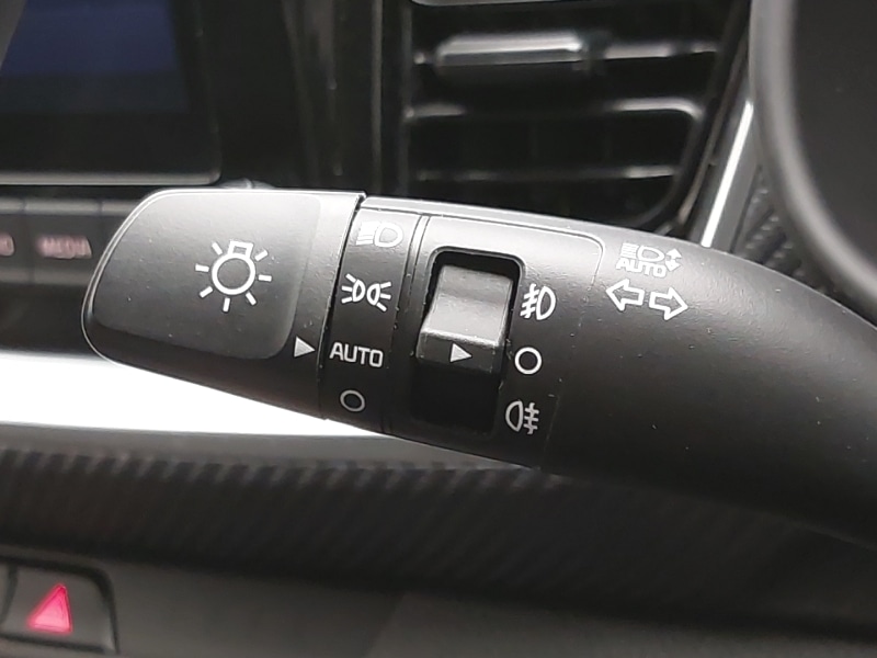 Used Kia Stonic 2024 for sale - 76145646: Photo 18