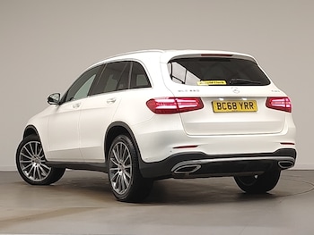 Used Mercedes-Benz GLC 2019 for sale - 77847406: Photo