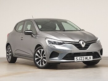 Used Renault Clio 2023 for sale - 77418738: Photo
