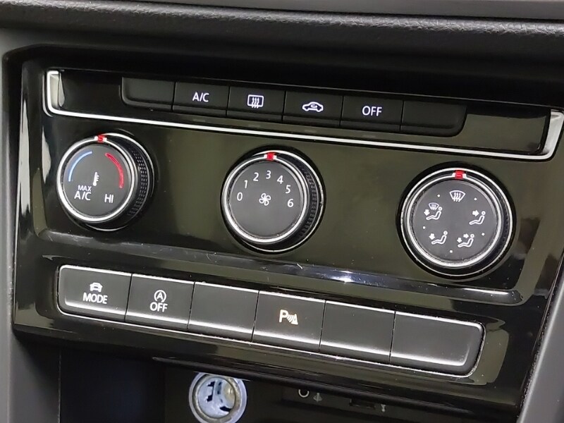 Used Volkswagen Touran 2019 for sale - 77818374: Photo 13