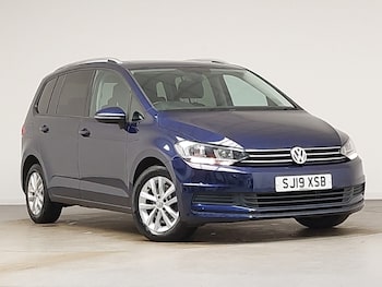 Used Volkswagen Touran 2019 for sale - 77818374: Photo