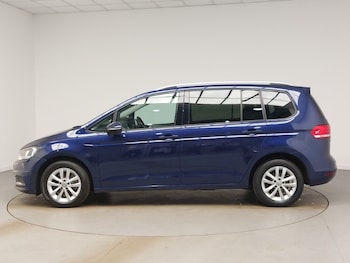 Used Volkswagen Touran 2019 for sale - 77818374: Photo