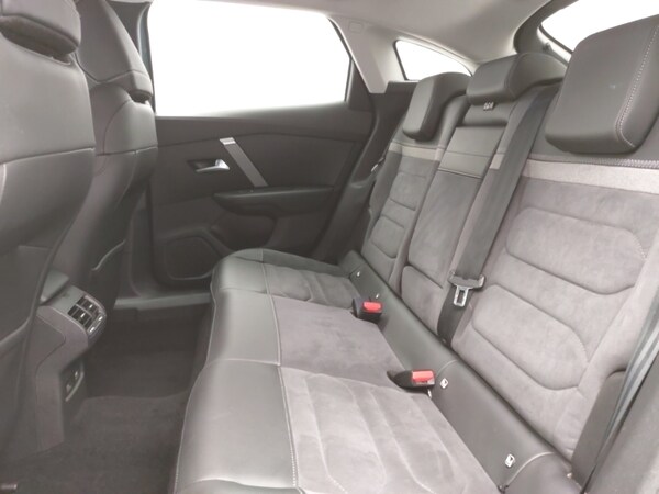 Used Citroen C4 2023 for sale - 76213438: Photo 6