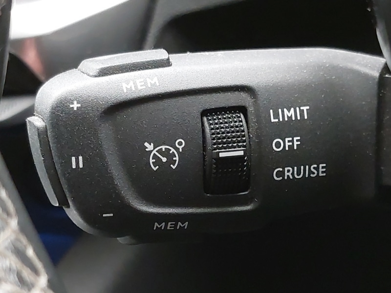 Used Peugeot 3008 2020 for sale - 77522647: Photo 14