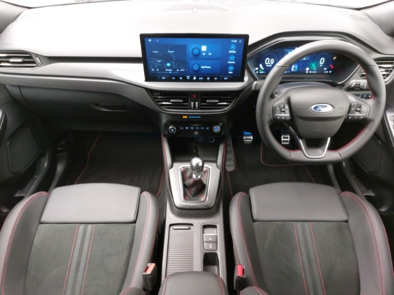 Used Ford Kuga 2025 for sale - 76058682: Photo 2