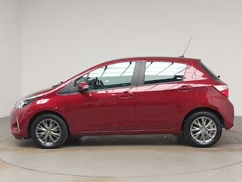 Used Toyota Yaris 2017 for sale - 77585035: Photo