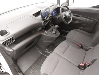 Used Citroen Berlingo 2024 for sale - 78455444: Photo