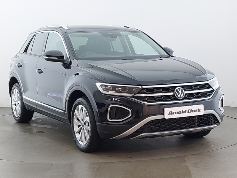 Used Volkswagen T-Roc 2023 for sale - 76145428: Photo 1