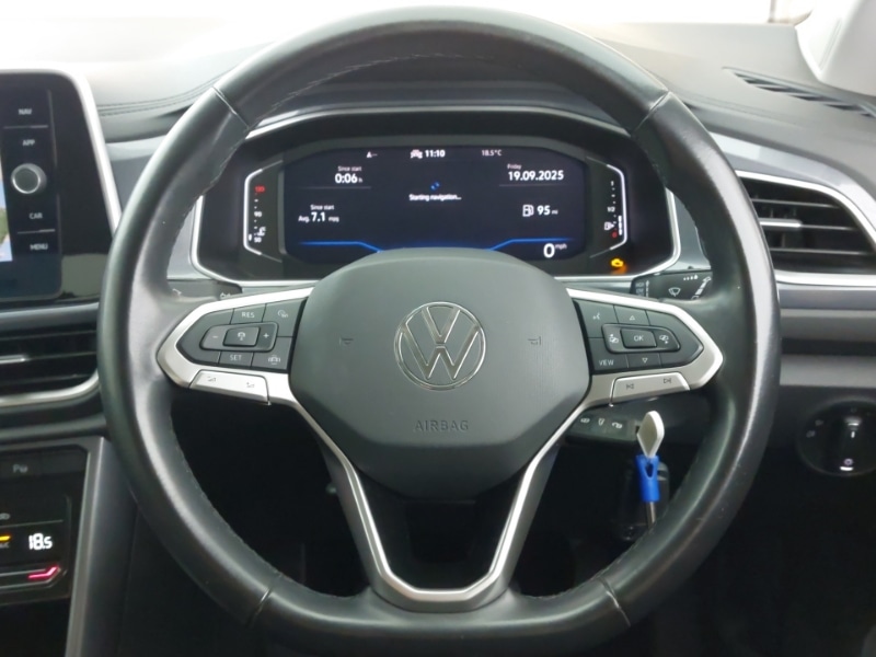 Used Volkswagen T-Roc 2023 for sale - 76145428: Photo 13