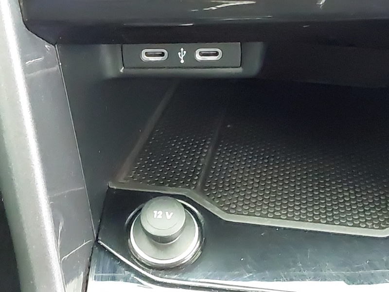 Used Volkswagen T-Roc 2023 for sale - 76145428: Photo 18