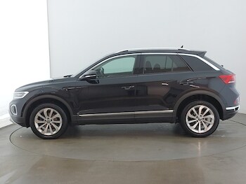 Used Volkswagen T-Roc 2023 for sale - 76145428: Photo 4