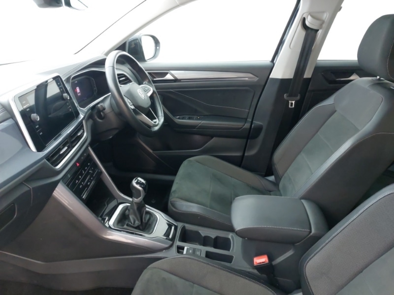 Used Volkswagen T-Roc 2023 for sale - 76145428: Photo 5