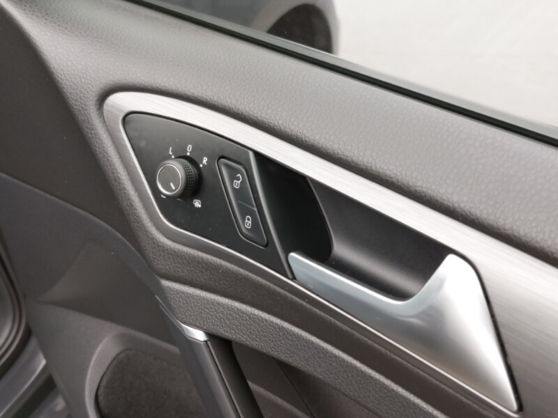 Used Volkswagen Golf 2019 for sale - 77651870: Photo 12