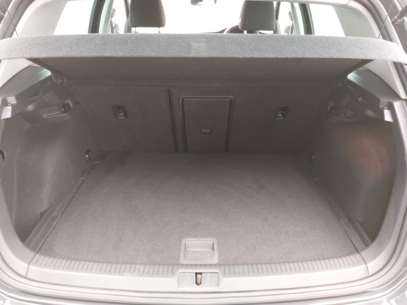 Used Volkswagen Golf 2019 for sale - 77651870: Photo 8