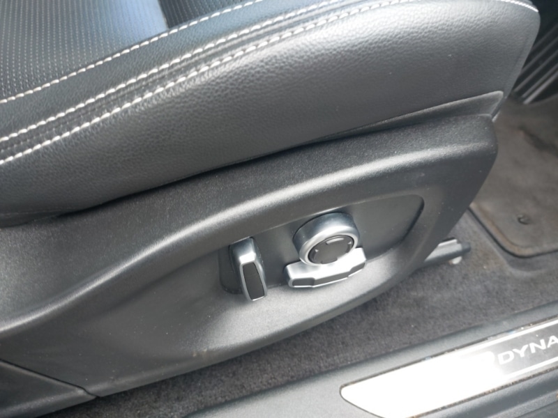 Used Jaguar E-Pace 2021 for sale - 76893426: Photo 12