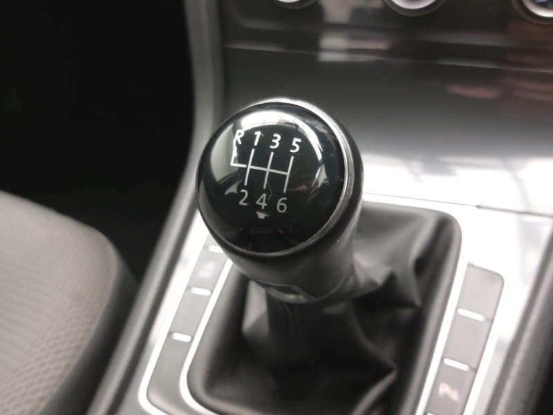 Used Volkswagen Golf 2018 for sale - 78147220: Photo 14