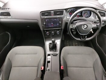 Used Volkswagen Golf 2018 for sale - 78147220: Photo