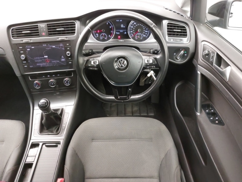 Used Volkswagen Golf 2018 for sale - 78147220: Photo 7