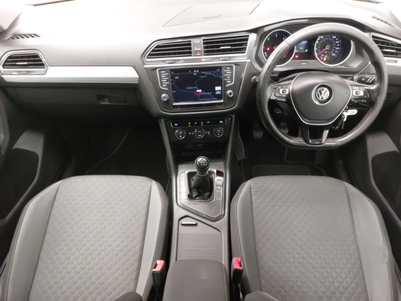 Used Volkswagen Tiguan 2016 for sale - 76630658: Photo 2