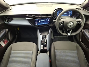 Used Alfa Romeo Junior 2026 for sale - 79638585: Photo