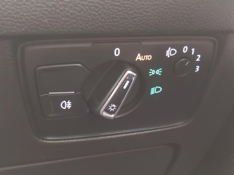 Used Volkswagen Passat 2015 for sale - 76166069: Photo 18