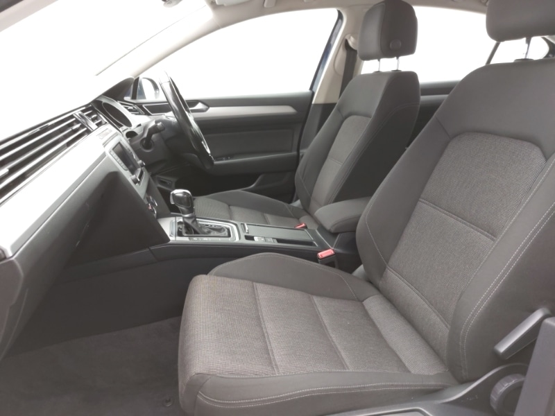 Used Volkswagen Passat 2015 for sale - 76166069: Photo 5