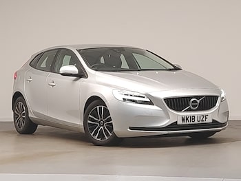 Used Volvo V40 2018 for sale - 78440277: Photo
