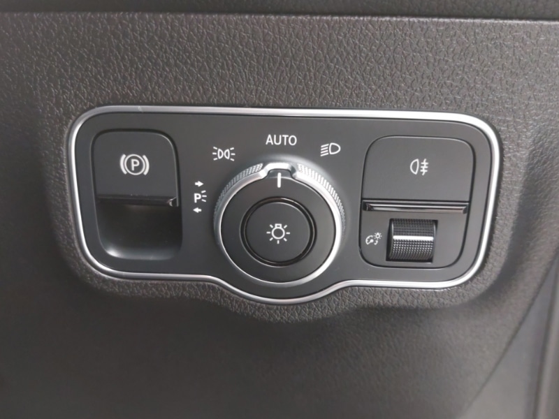 Used Mercedes-Benz GLB 2022 for sale - 78183860: Photo 17