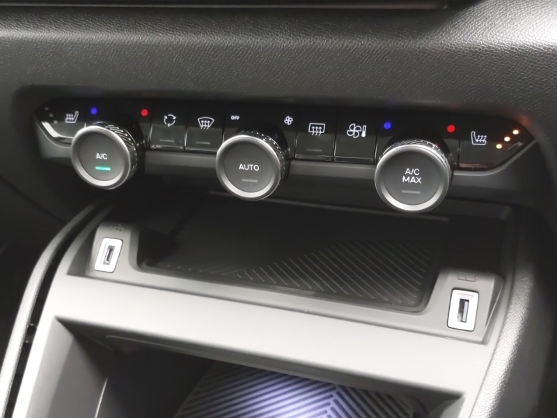 Used Citroen C4 2025 for sale - 76264623: Photo 16