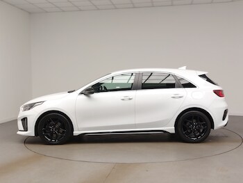 Used Kia Ceed 2021 for sale - 77690228: Photo