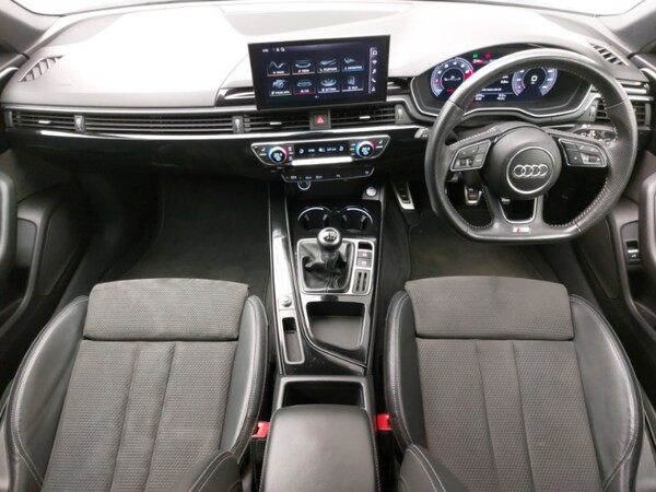 Used Audi A4 2020 for sale - 76301756: Photo 2