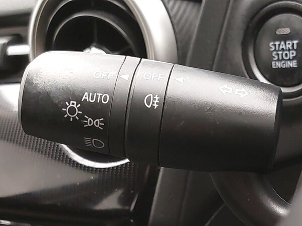 Used Mazda Mazda2 2022 for sale - 76258432: Photo 17