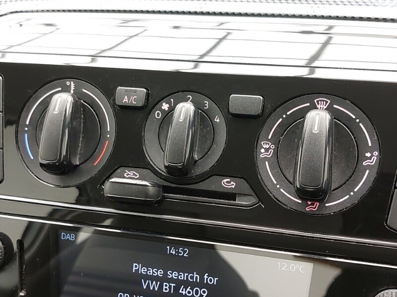 Used Volkswagen up! 2018 for sale - 77272985: Photo 12