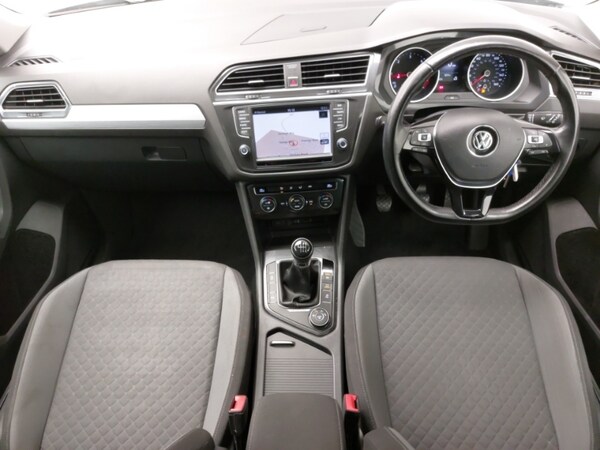 Used Volkswagen Tiguan 2016 for sale - 76258212: Photo 2