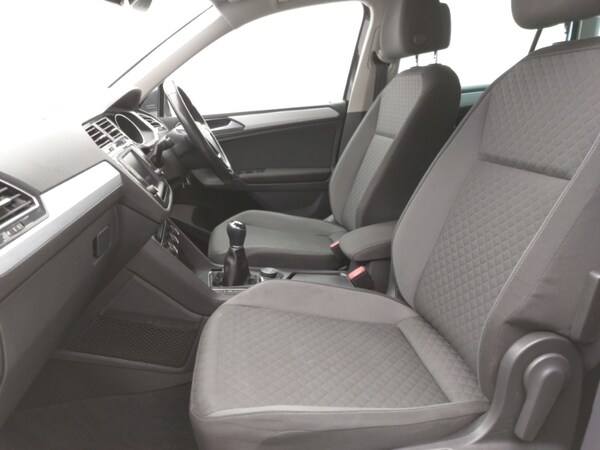 Used Volkswagen Tiguan 2016 for sale - 76258212: Photo 5
