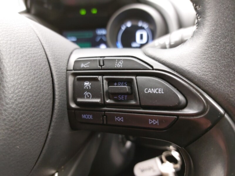 Used Toyota Yaris 2023 for sale - 77448390: Photo 16