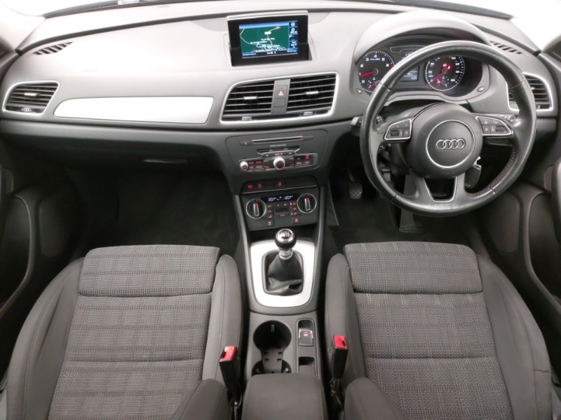 Used Audi Q3 2017 for sale - 77651857: Photo 2