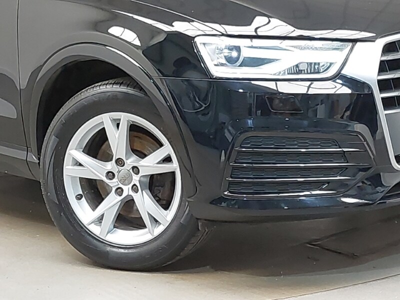 Used Audi Q3 2017 for sale - 77651857: Photo 9