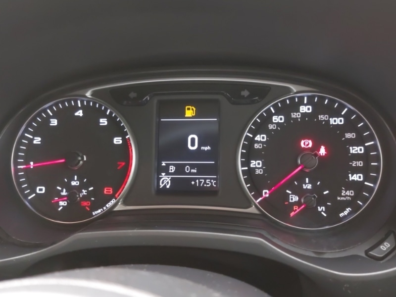 Used Audi A1 2016 for sale - 77947642: Photo 17