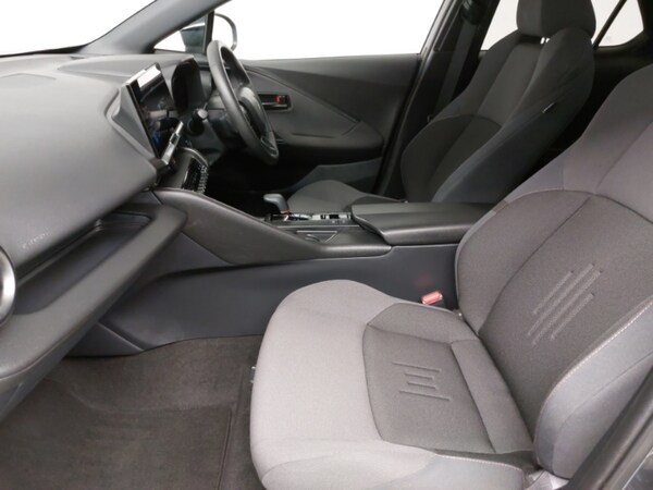 Used Toyota C-HR 2024 for sale - 75470513: Photo 5