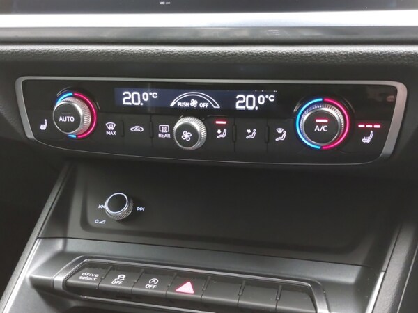 Used Audi Q3 2019 for sale - 76301754: Photo 14
