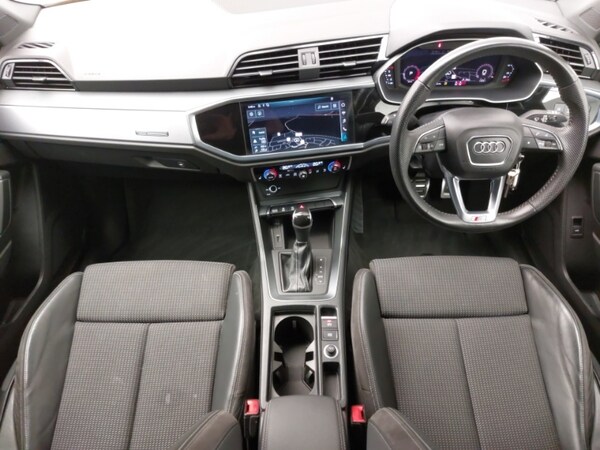 Used Audi Q3 2019 for sale - 76301754: Photo 2