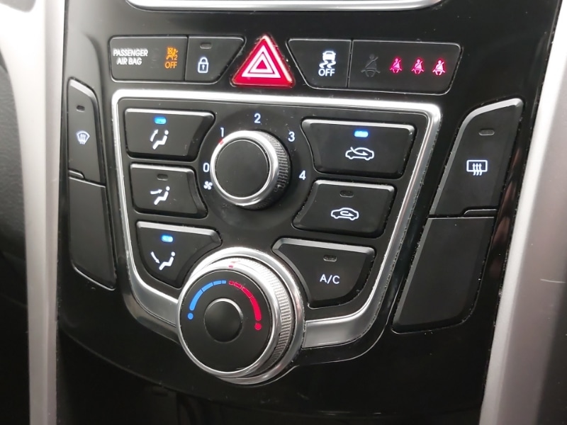 Used Hyundai i30 2015 for sale - 77409989: Photo 13