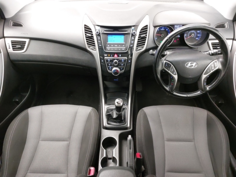 Used Hyundai i30 2015 for sale - 77409989: Photo 2